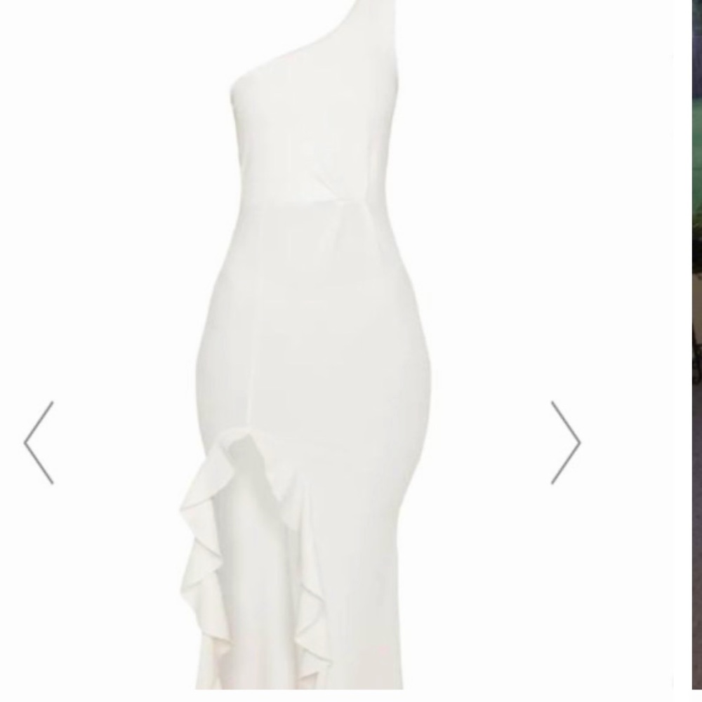 ✨PLT One Shoulder Ruffle Maxi Dress✨